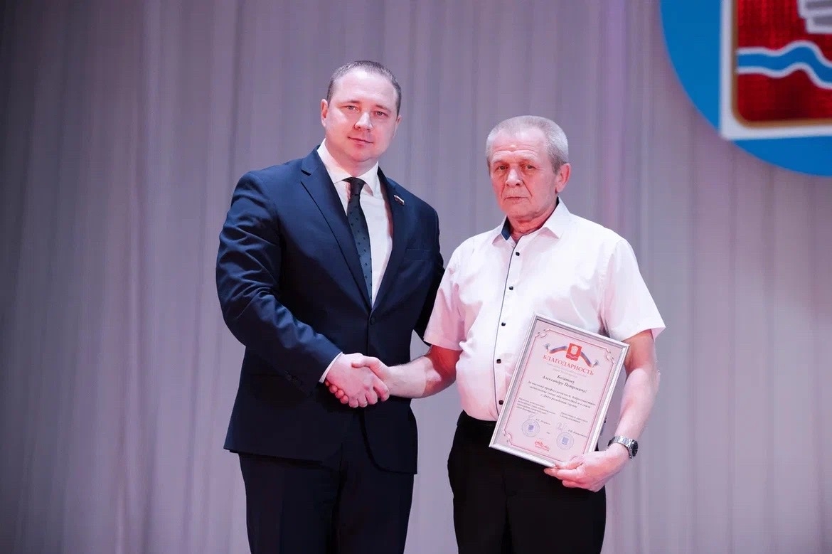 Благодарственными письмами отмечены 11 металлургов Уральской Стали