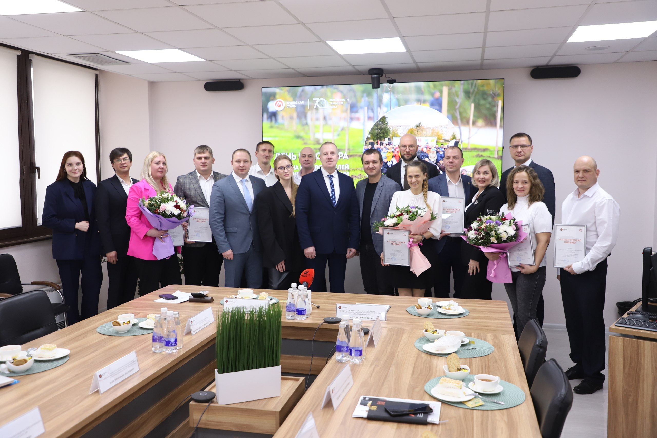 Волонтёры, спасибо!